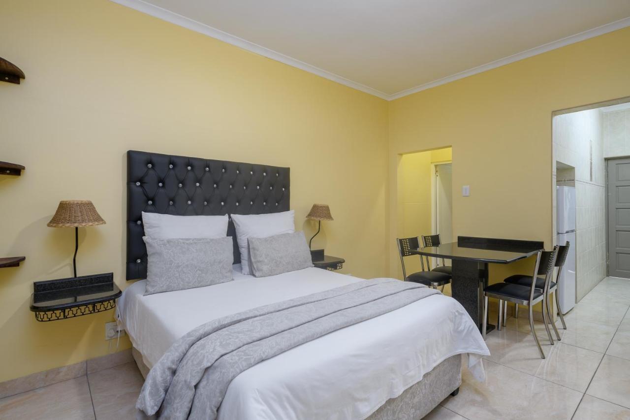 Ushaka Holiday Apartments Durban Exterior photo